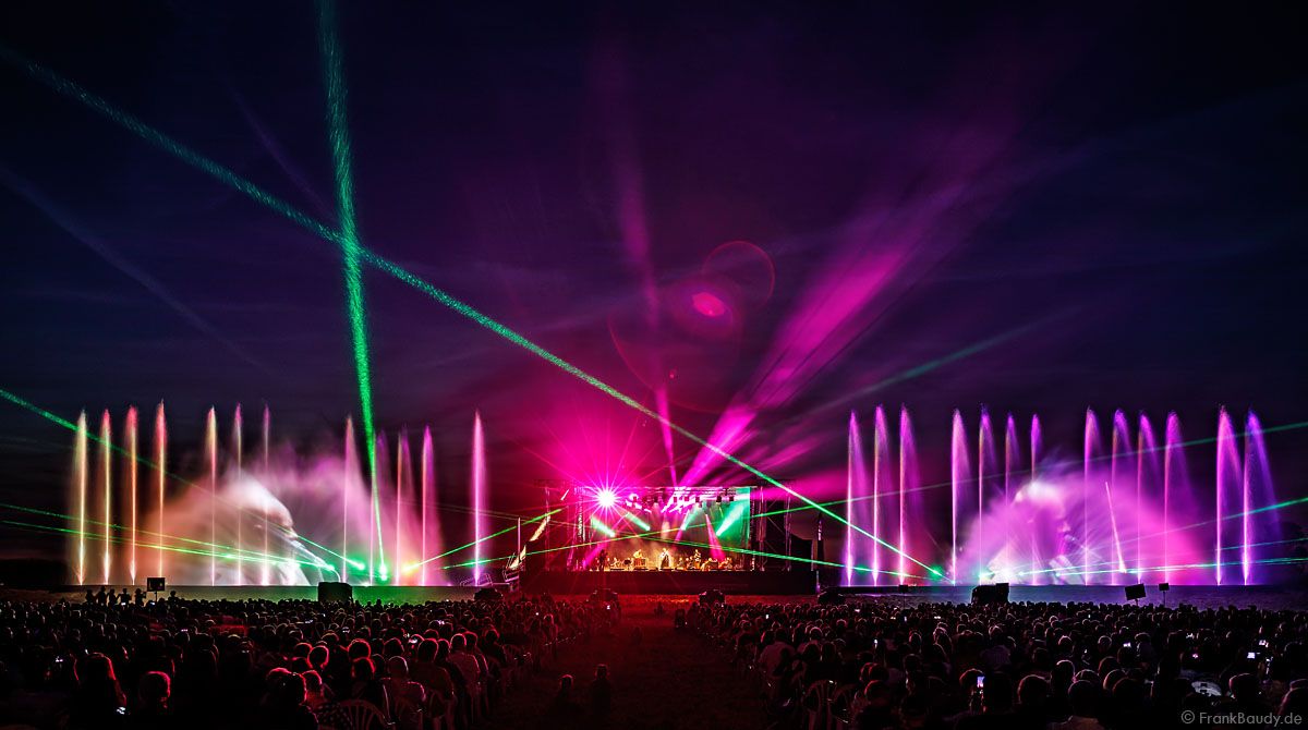Eine fulminante Lichter- und Musikshow erwartet die Besucher.