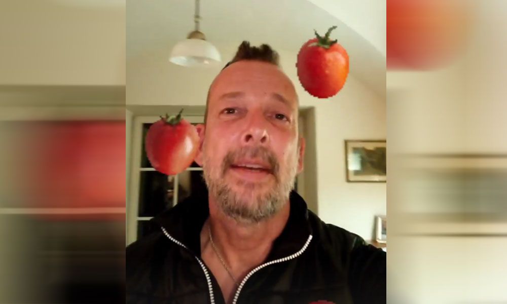 Robert Kratky macht ein Ansage.