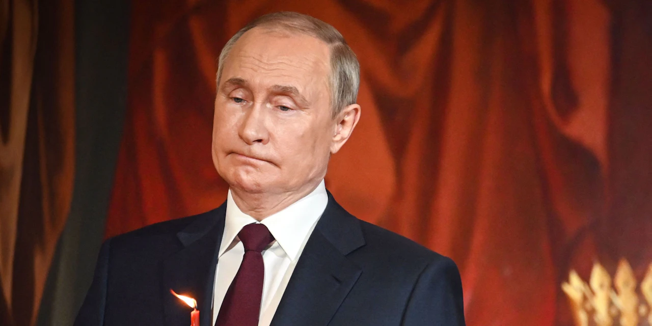 BILDSTRECKE Wladimir Putin Beim Oster Gottesdienst In Moskau Heute at bildstrecke-wladimir-putin-beim-oster-gottesdienst-in-moskau-heute-at