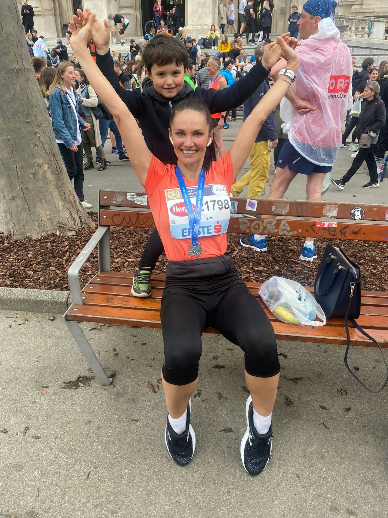 Heute.at - Ex-Miss Austria erreicht Ziel schneller als geplant