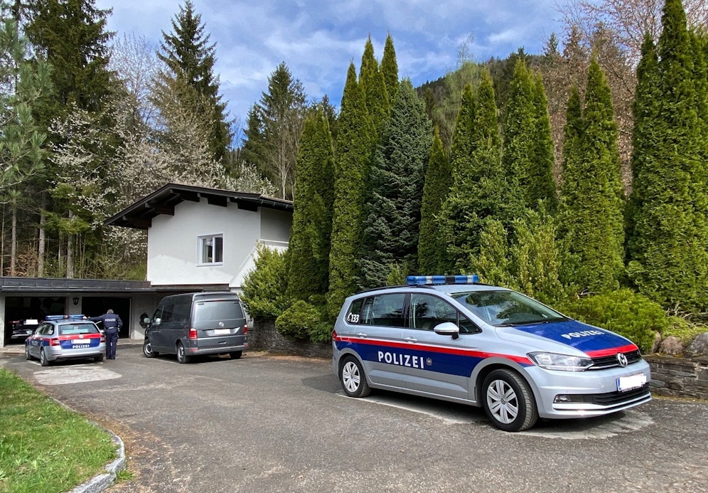 In diesem Häuschen bei Schwendt (Bezirk Kitzbühel) soll der Mann seine Frau getötet haben.