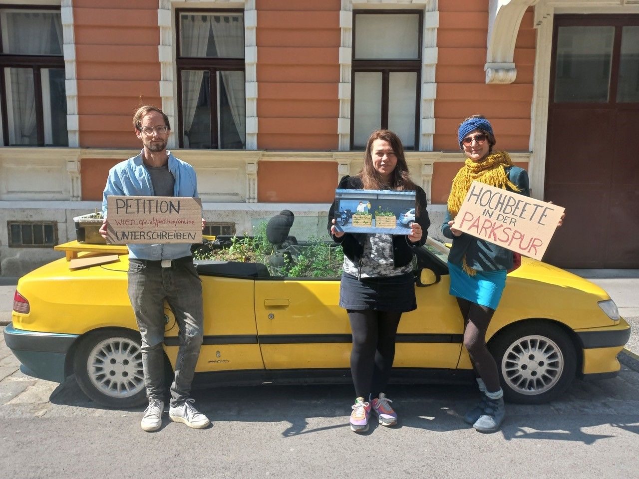 Cabriobeet-Initiator Christoph Schwarz (li.) und Unterstützerinnen