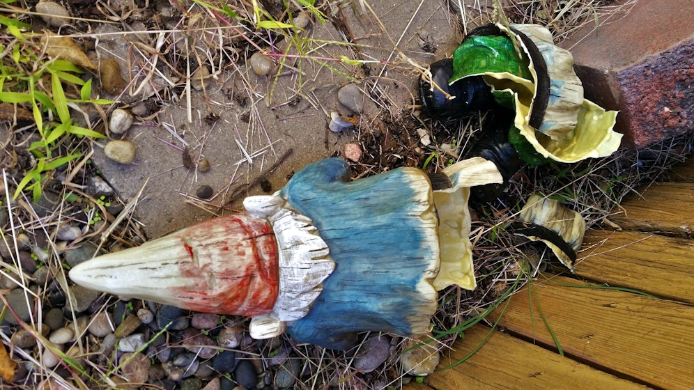 Der 33-Jährige warf im Rausch sogar mit einem Gartenzwerg um sich (Symbolfoto).