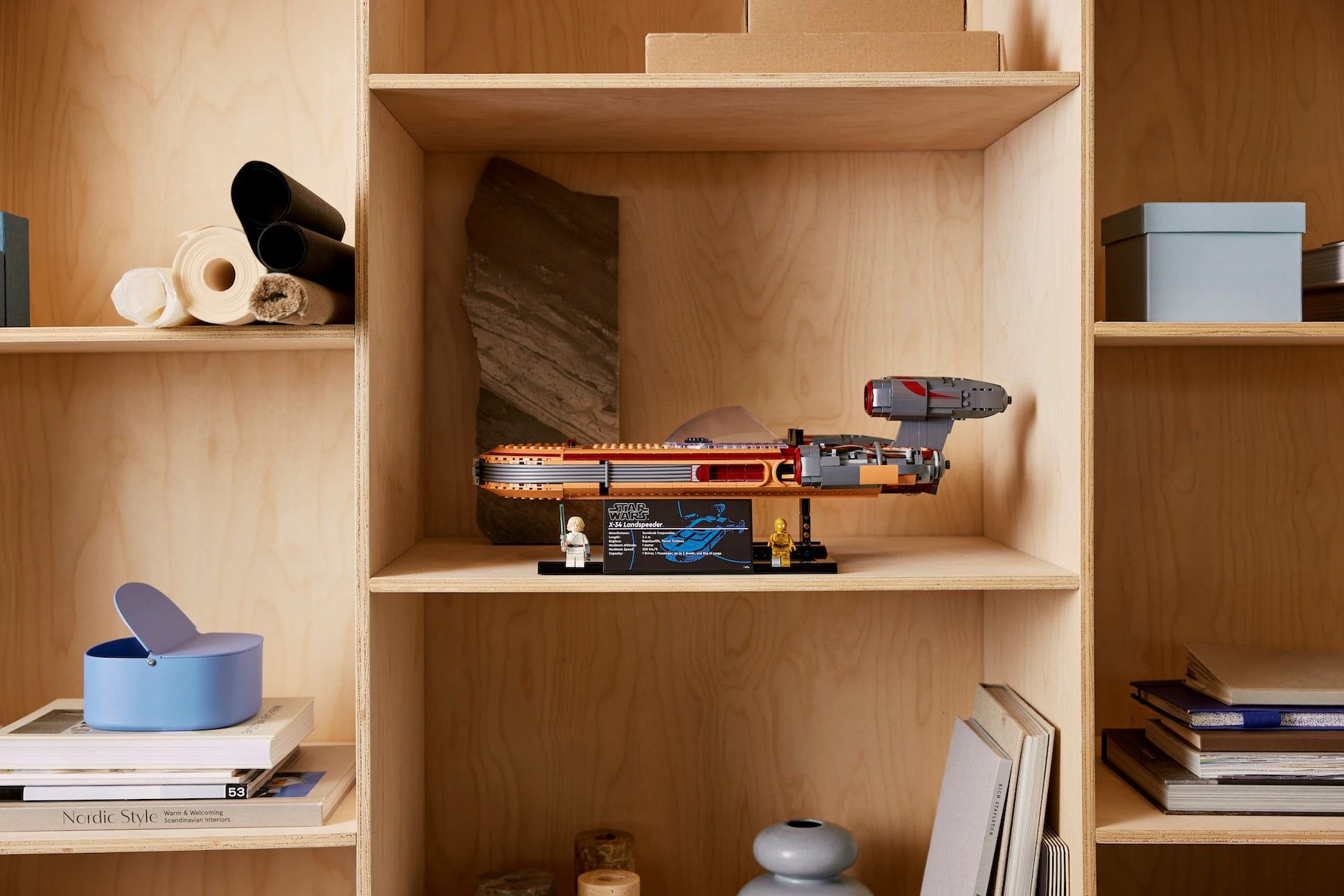 Das LEGO Star Wars Landspeeder Set ist ab dem 1. Mai 2022.