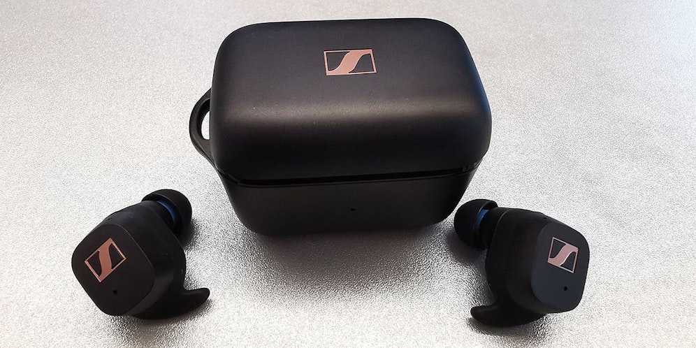 Die Sennheiser Sport True Wireless  im Test: Aktive Geräuschunterdrückung gibt es keine, sonst ist aber alles top.
