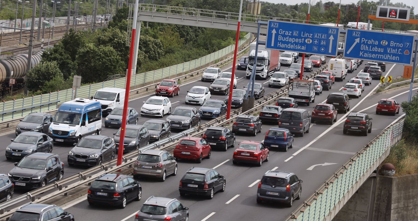 Parkpickerl führt zu weniger Autos auf Wiens Autobahnen