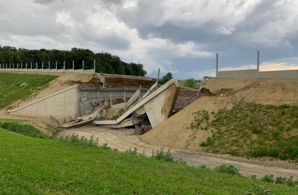 Am 7. Juni 2020 stürzte eine der Brücken der Umfahrung Wieselburg ein.
