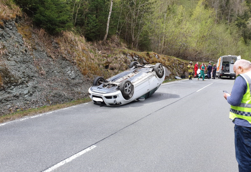 Ein Alkotest beim Lenker verlief negativ.