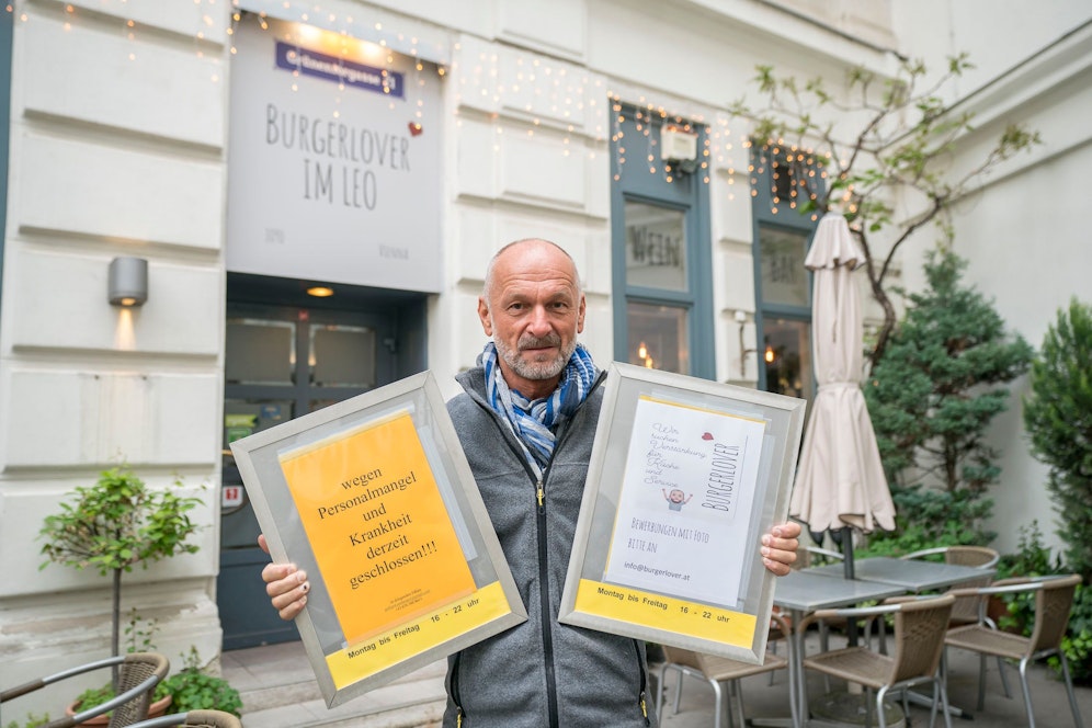 Wirt Gerhard Reuberger trifft der Fachkräfte-Mangel in der Gastronomie hart.