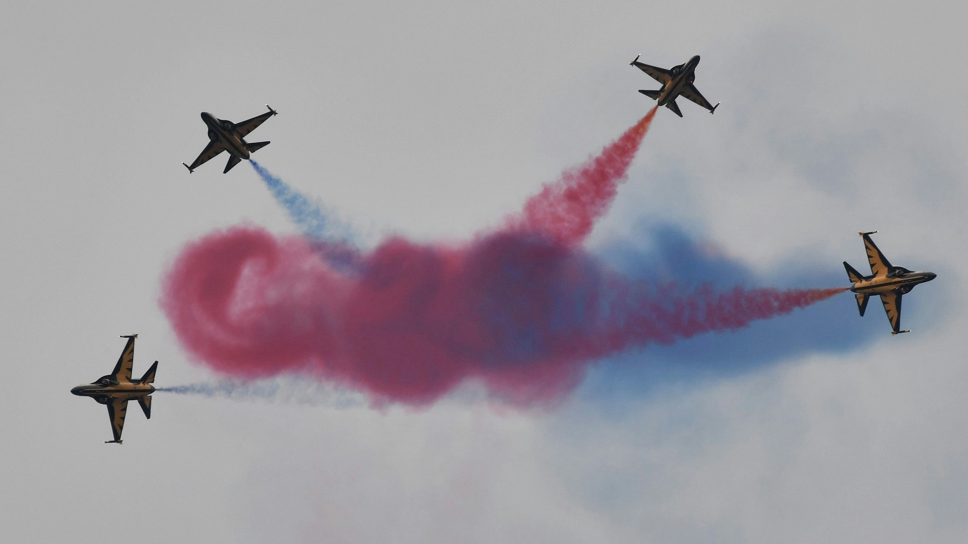 Die Einwände gegen die Flugshow in Zeiten des russischen Angriffskriegs in der Ukraine sind groß.