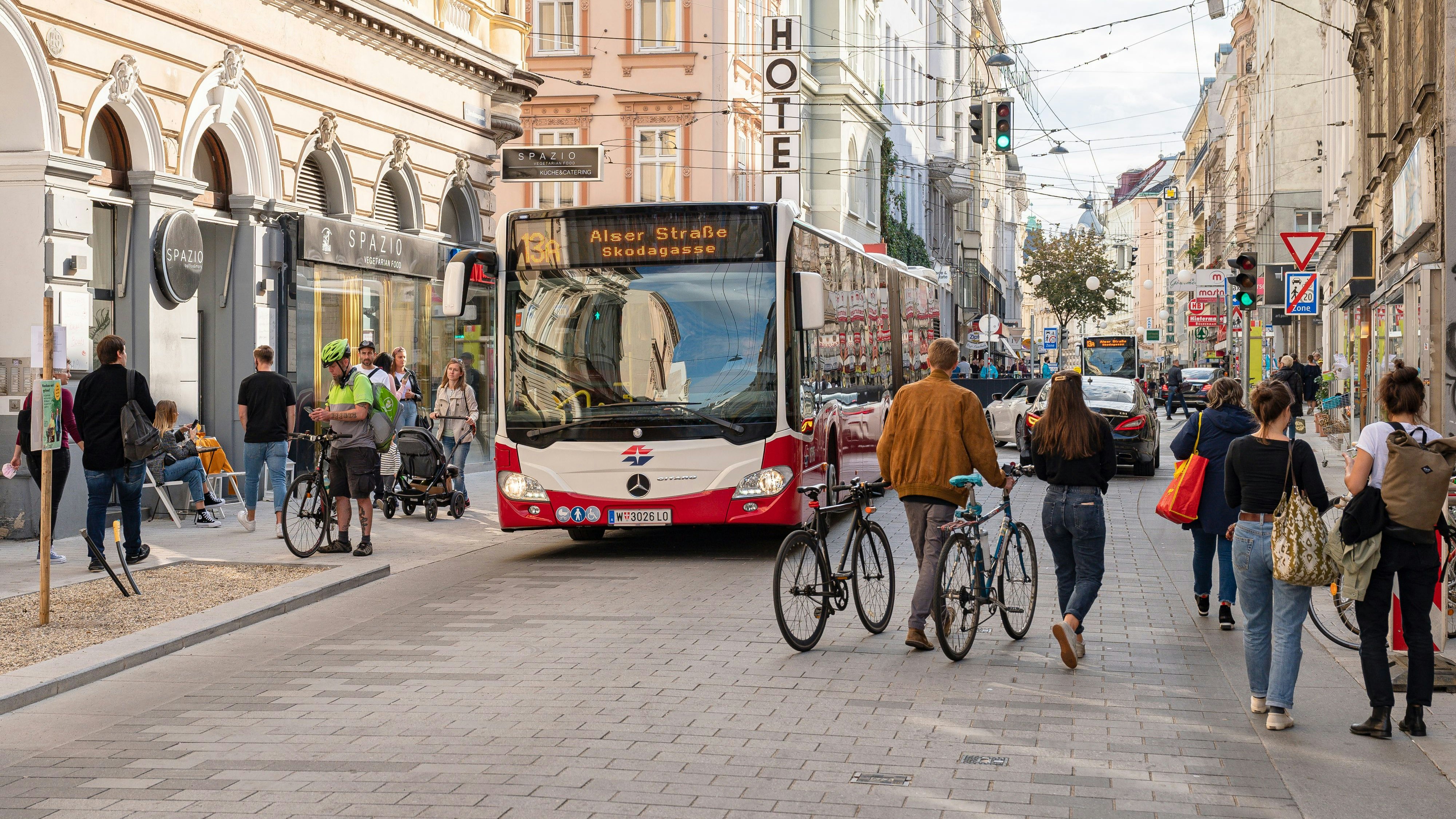 Die Gratis-Öffis für Ukrainer in Wien werden verlängert.
