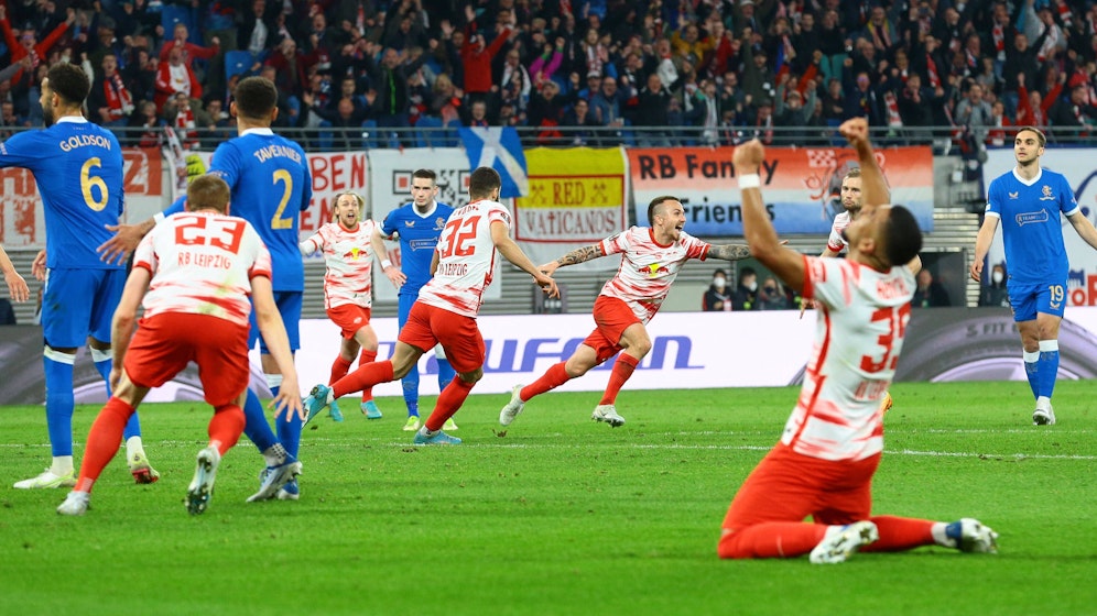 Leipzig knackt Glasgow spät