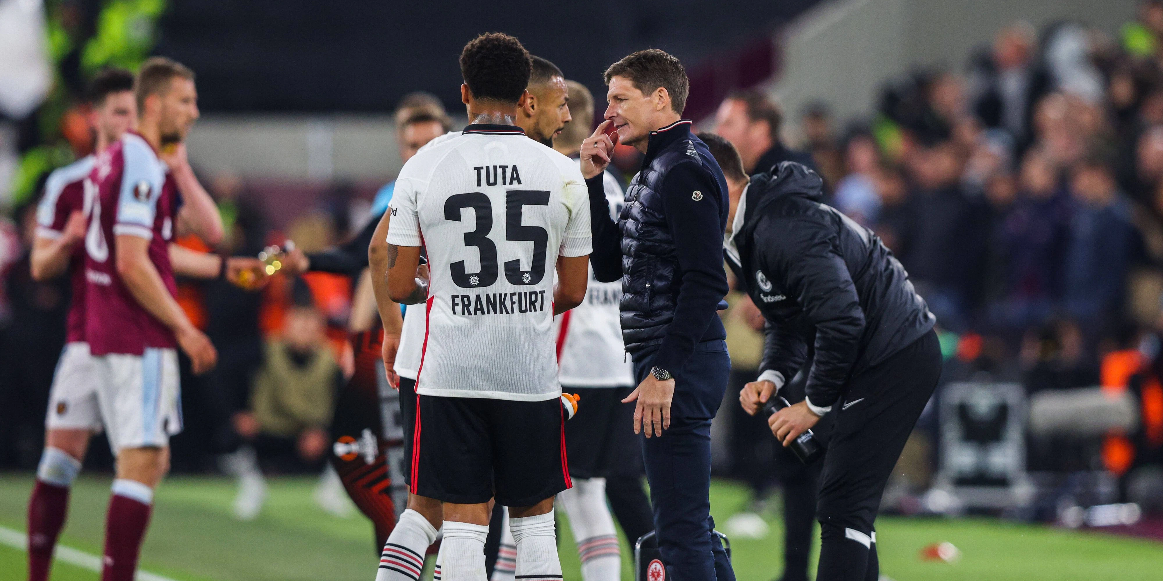 Oliver Glasner coacht Frankfurt zum Sieg