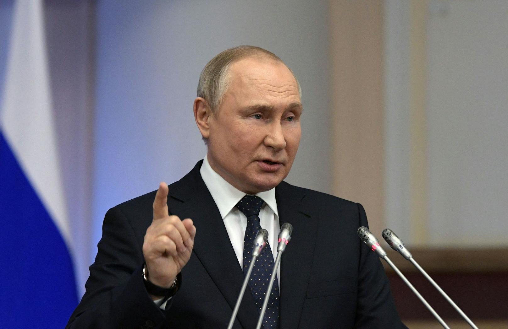 Unterdessen wurde bekannt, dass die EU ein Ölembargo gegen Russland plant. Im Bild: Präsident Wladimir Putin.&nbsp;
