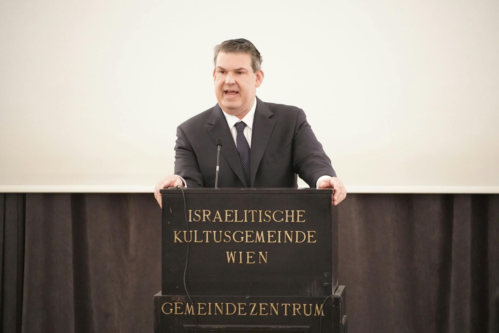 Gewürdigt wurde heuer besonderes Engagement für die Gedenkkultur, erklärte der Präsident der Israelitischen Kultusgemeinde Wien (IKG), <strong>Oskar Deutsch.</strong>