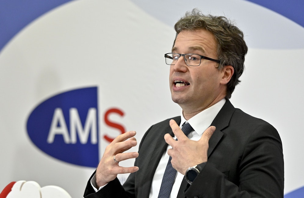 Dem AMS-Chef Johannes Kopf platzte auf Twitter beinahe der Kragen.