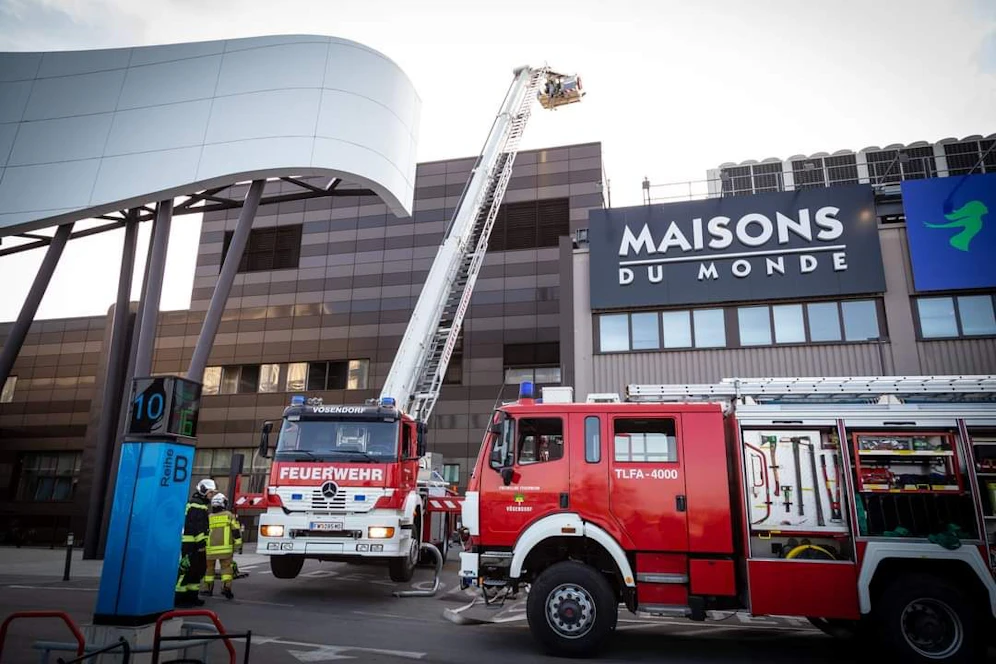 Feuerwehrübung am SCS-Areal