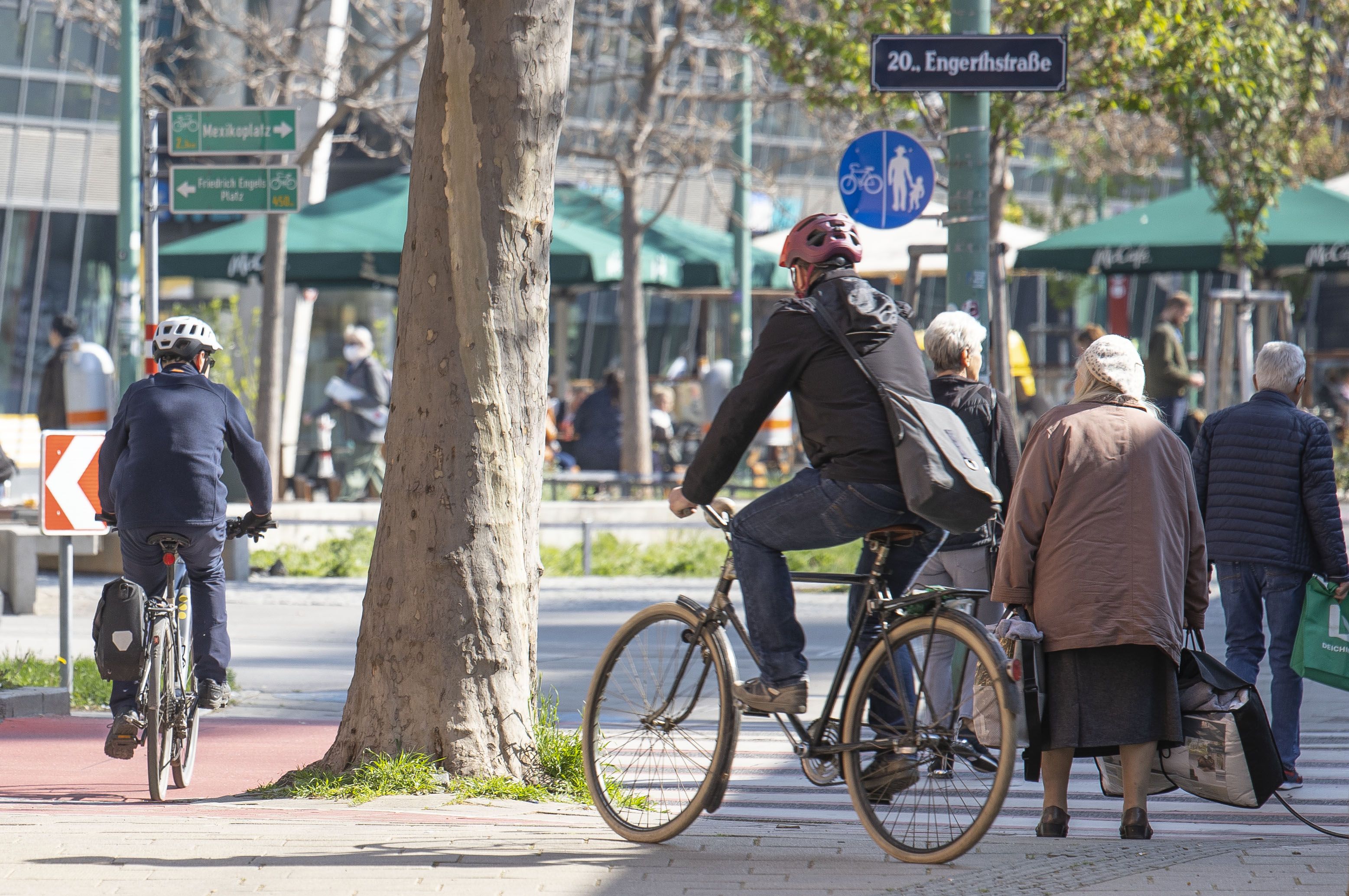 Cie Corona-Infektionszahlen bleiben zum Start in den Mai weiter stabil.