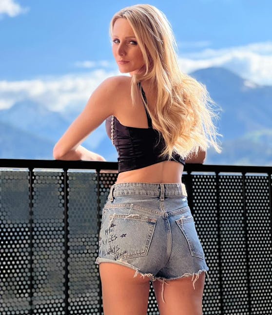 Die pinke Lederhose hat sie abgelegt: Melissa Naschenweng startet im Mai neu durch!