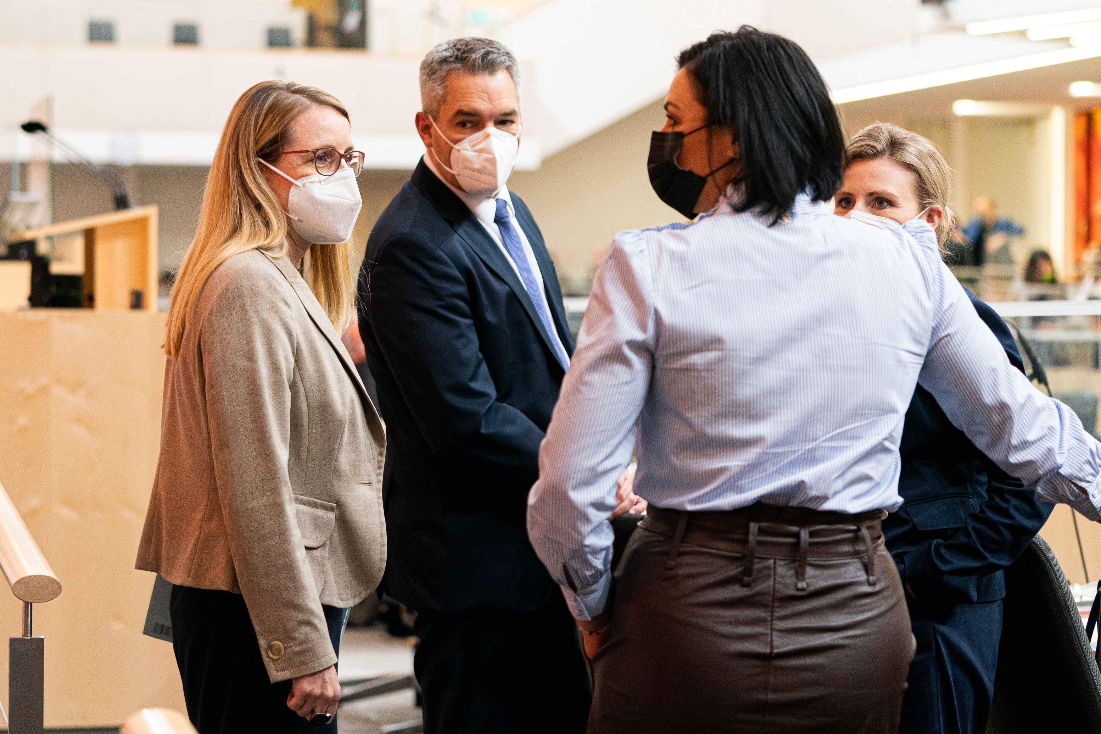 Das ÖVP-Personalkarussell dreht sich offenbar – neue Minister sollen kommen.