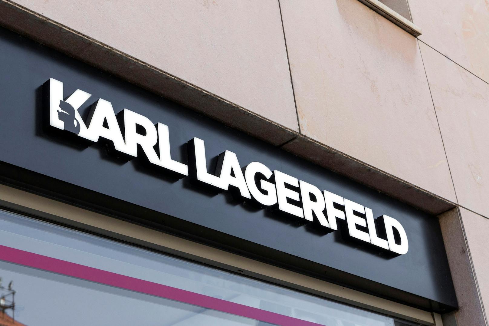 US-Firma lässt für "Karl Lagerfeld" 200 Millionen springen