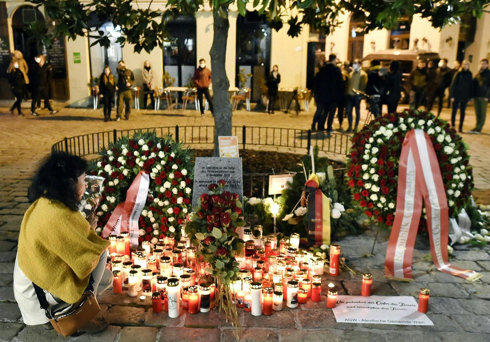Österreich gedenkt der Opfer des Terroranschlags.