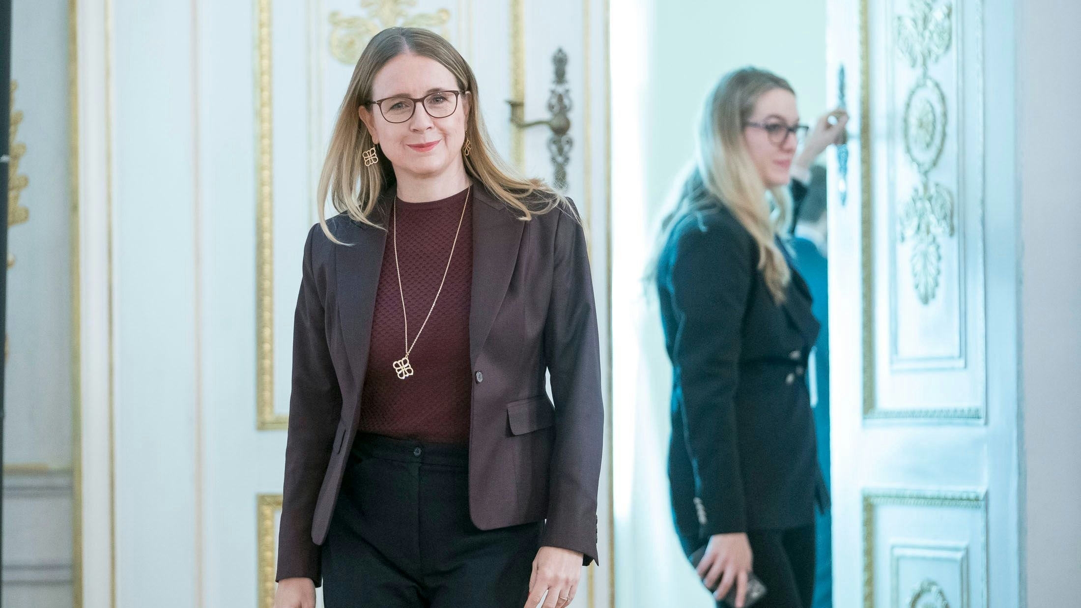  ÖVP-Landeshauptmann Platter zeigt sich überrascht über Schramböck-Gerücht.