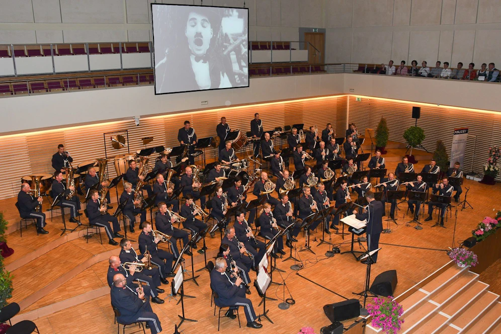 Polizeimusik Niederösterreich spielt Konzert in Grafenegg