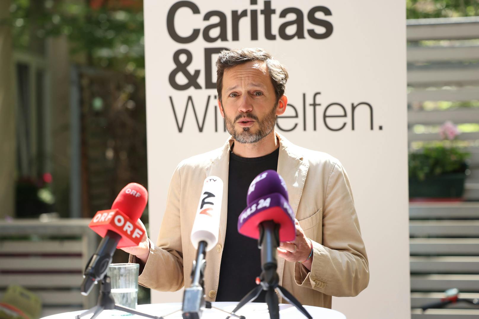Caritas-Wien-Chef Klaus Schwertner warnte vor der zunehmenden Not von Frauen und Kindern.