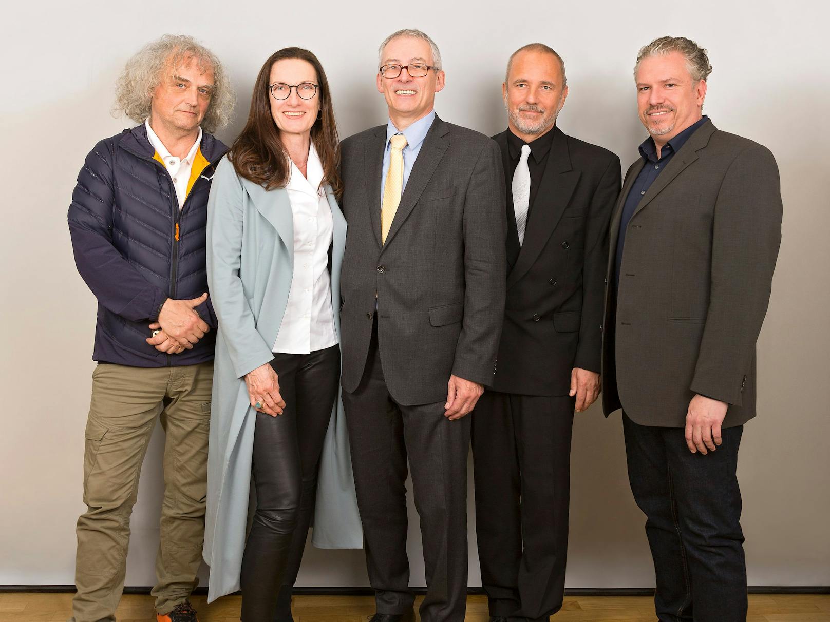 Ärztekammer für Niederösterreich-Präsidium: OA Dr. Wolfgang Walentich, MScDr. Martina Hasenhündl, Dr. Harald Schlögel, OA Dr. Andreas Zeitelberger, Dr. Oliver Rückert 