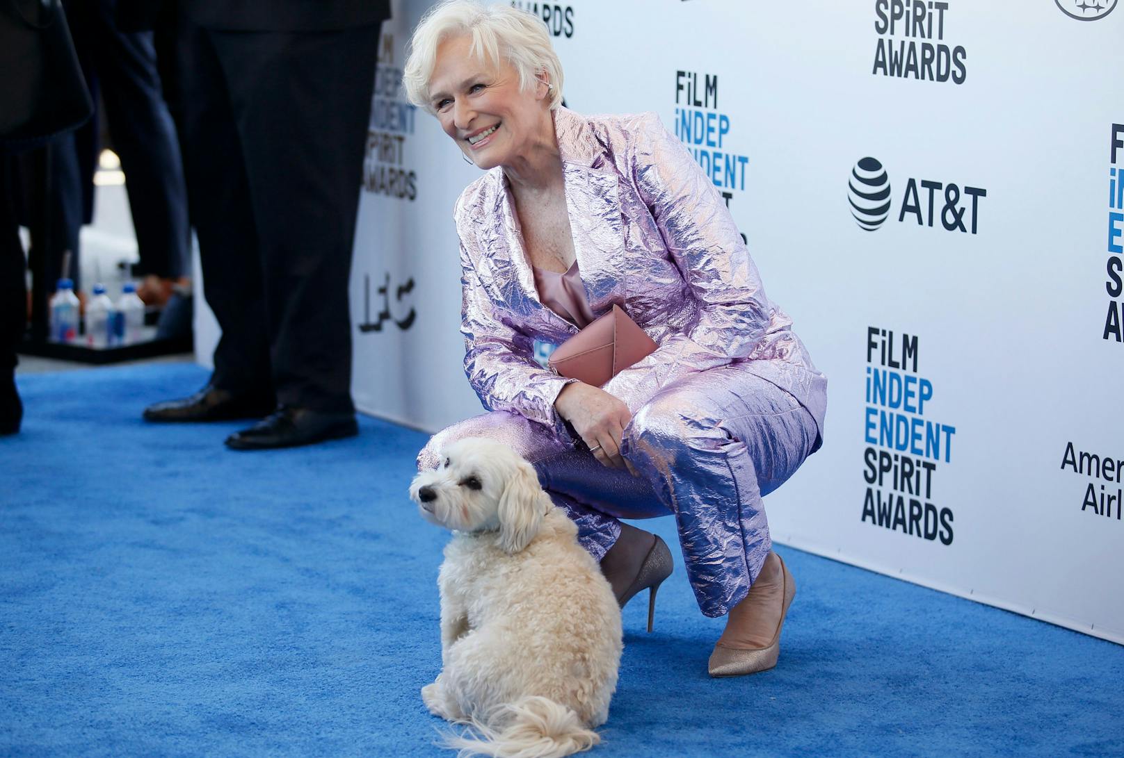 Hollywoodstar Glenn Close mit ihrem Hund Pip.