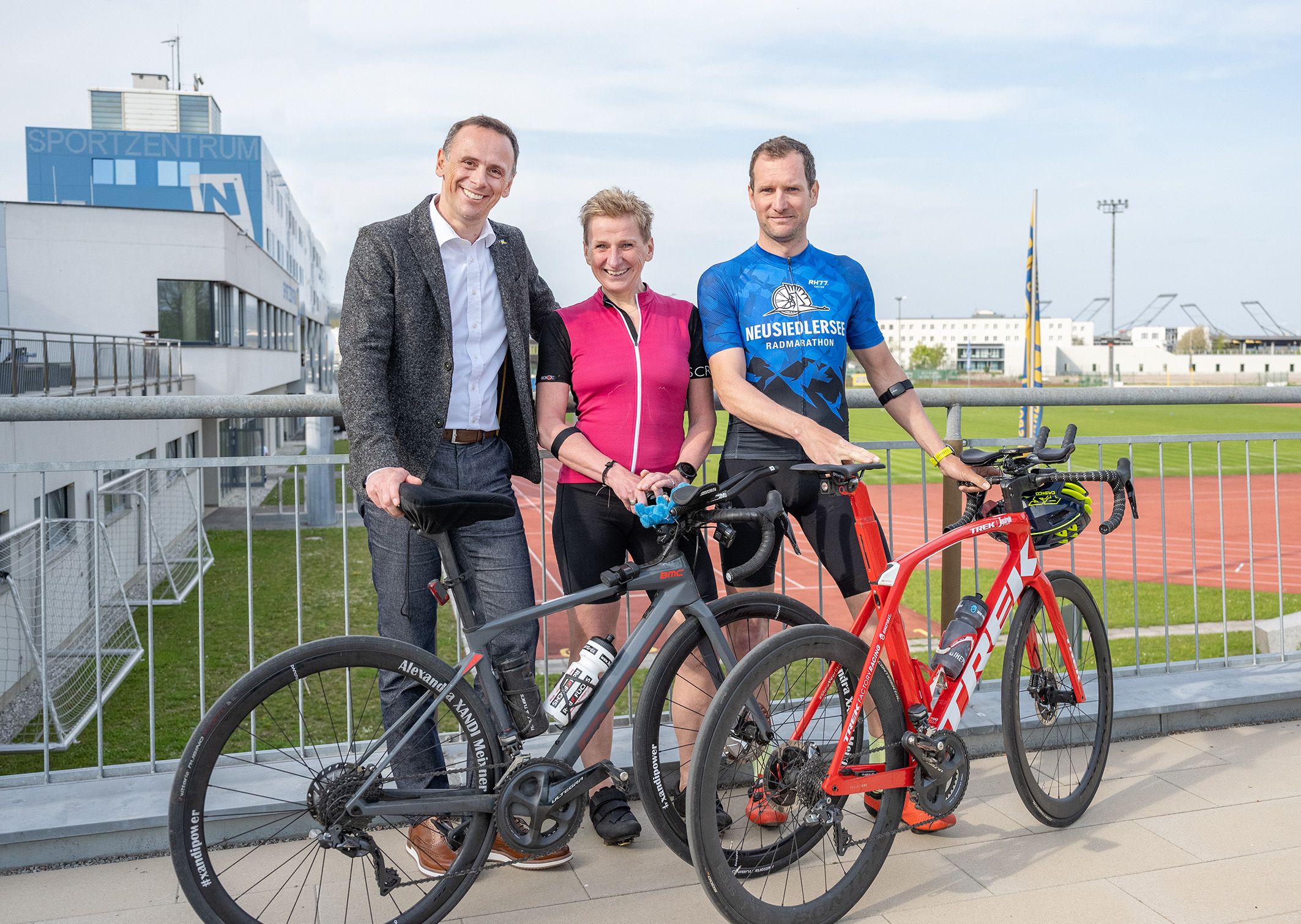Sportlandesrat Jochen Danninger, Alexandra Meixner und Josef Aigner 