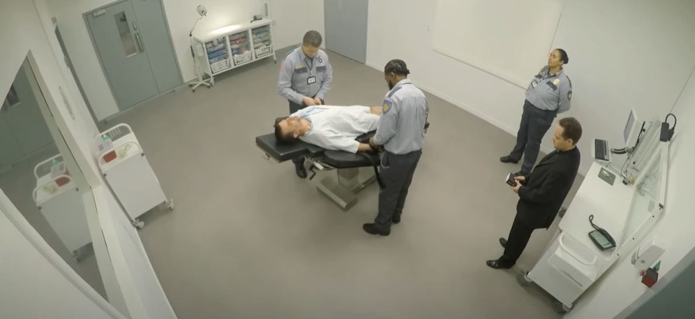 Grundsätzlich wird versucht, die Todesstrafe für den Betroffenen so 