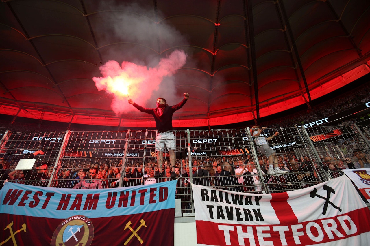 Heute.at - Fans zeigen bei Frankfurt-Erfolg den Hitlergruß
