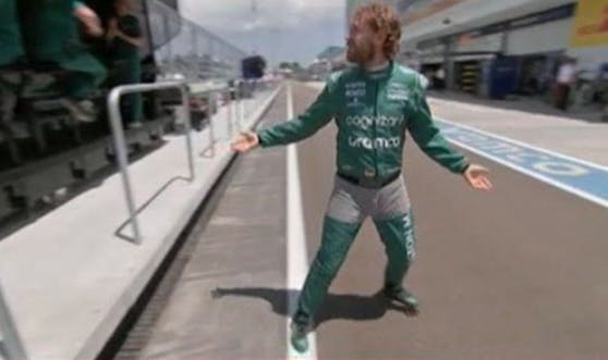 Sebastian Vettel protestiert in der Unterhose.