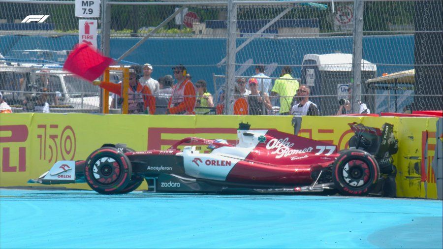 Valtteri Bottas flog mit seinem Alfa Romeo ab. 