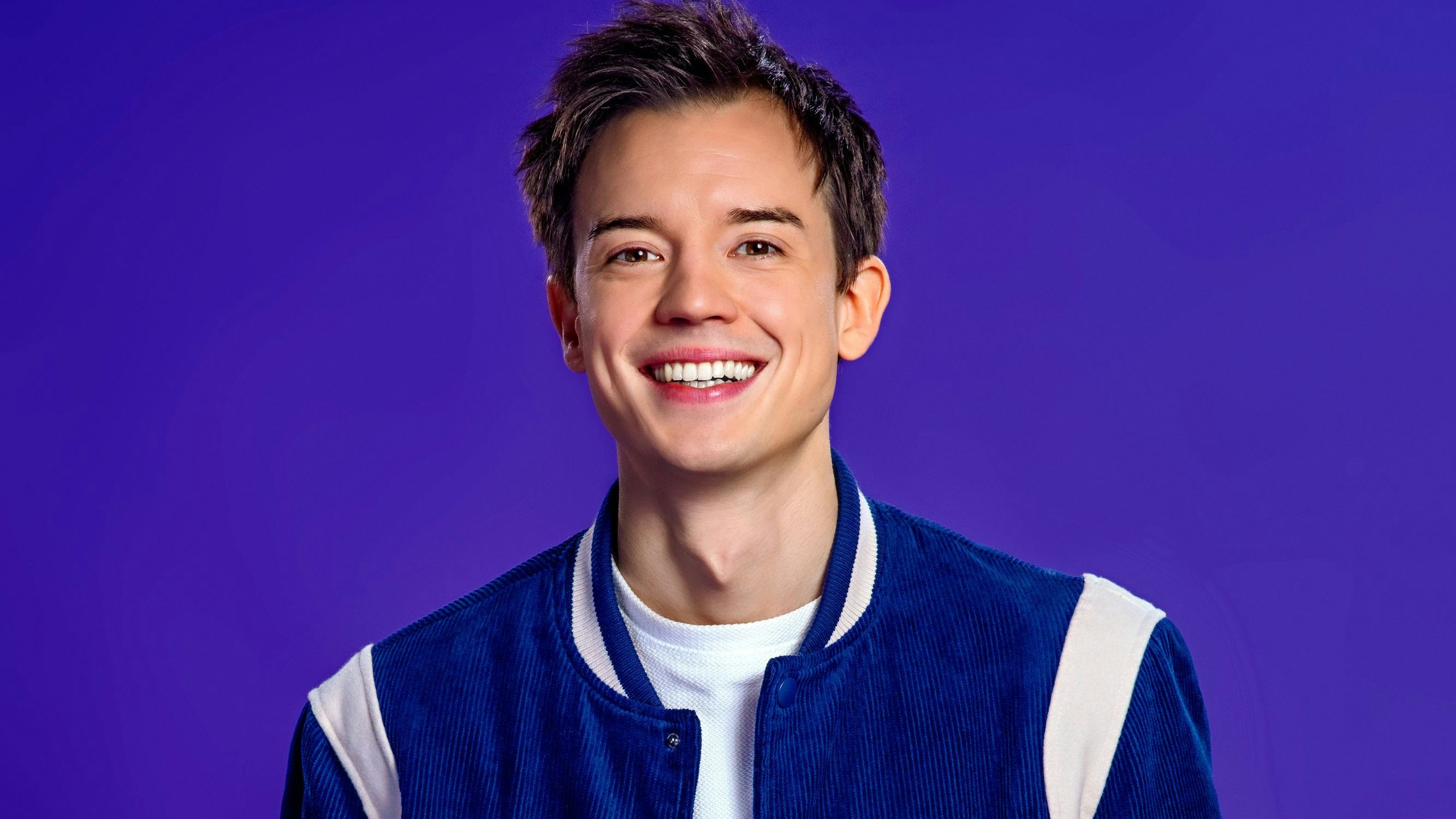 Philipp Hansa witzelte über das Gewicht von Josh.