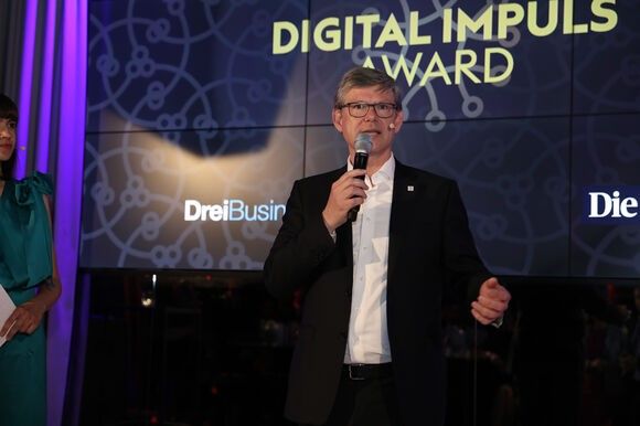 Rudolf Schrefl, CEO Drei Österreich bei der Verleihung der Digital Impuls Awards 2022.