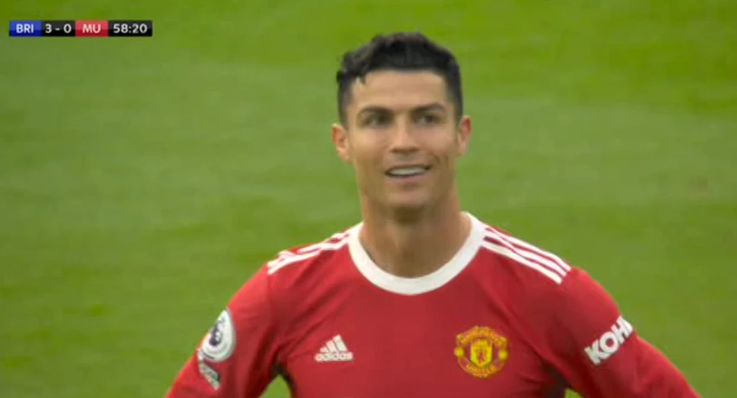 Lacht Cristiano Ronaldo hier über seine Mitspieler?
