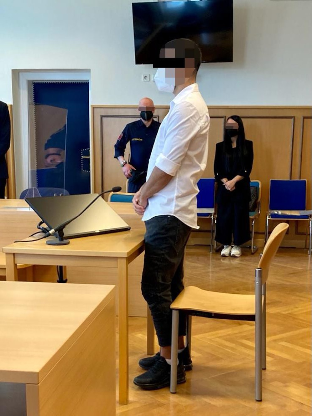 Der Angeklagte in Wr. Neustadt vor Gericht