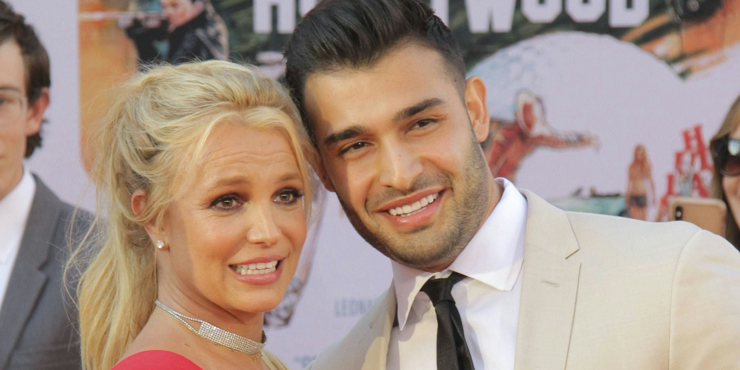Es ist soweit! Britney und Sam heiraten.