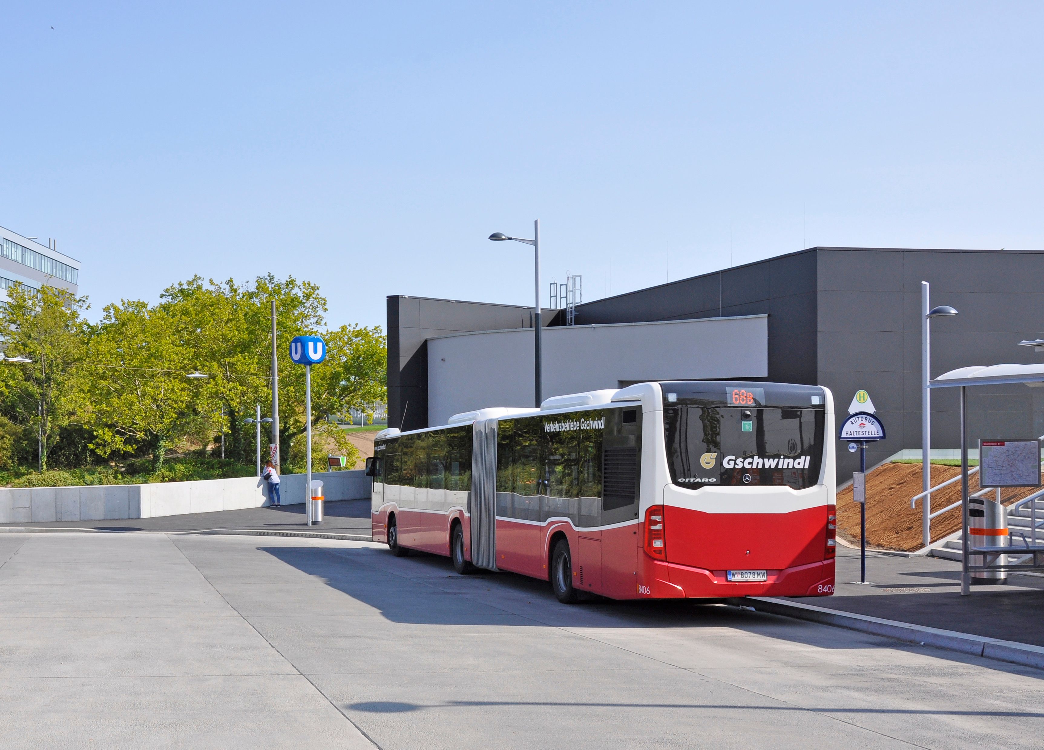 Der Streit ums stille Örtchen geht weiter: Am Reumannplatz können Busfahrer die Toiletten nicht benutzen – die FPÖ schäumt.