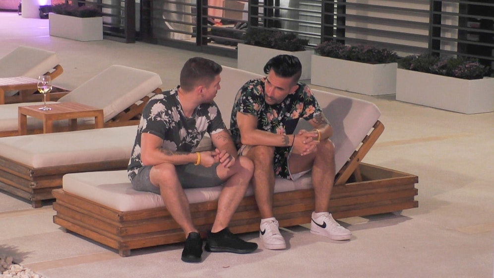 Marc Terenzi schüttet Joey Heindle sein Herz aus.