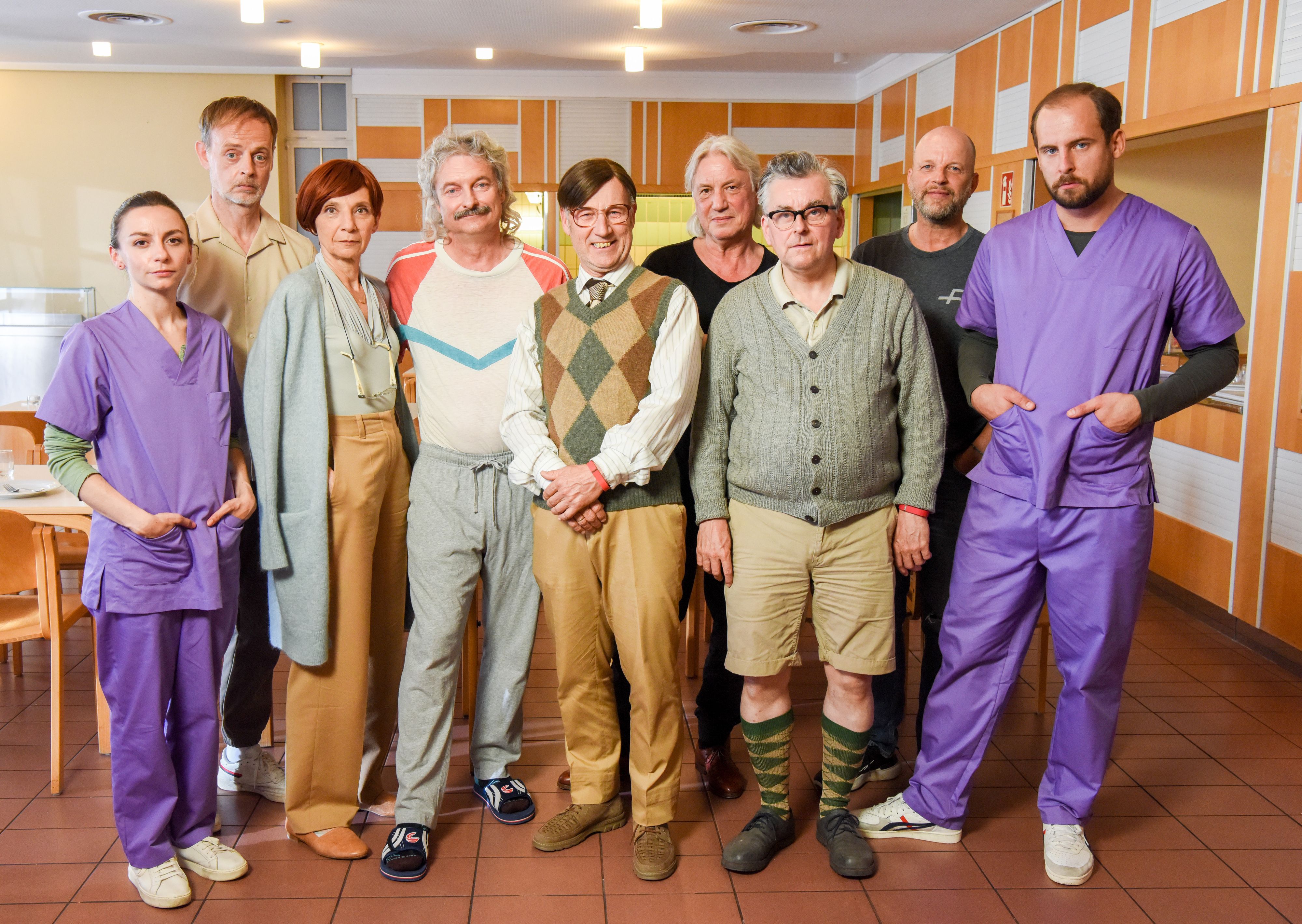 Julia Edtmeier, Roland Penzinger, Eva Billisich, Alfred Dorfer, Roland Düringer, Regisseur Harald Sicheritz, Johannes Silberschneider, Kameramann Thomas Kürzl, David Jakob. <em>(vlnr)</em>