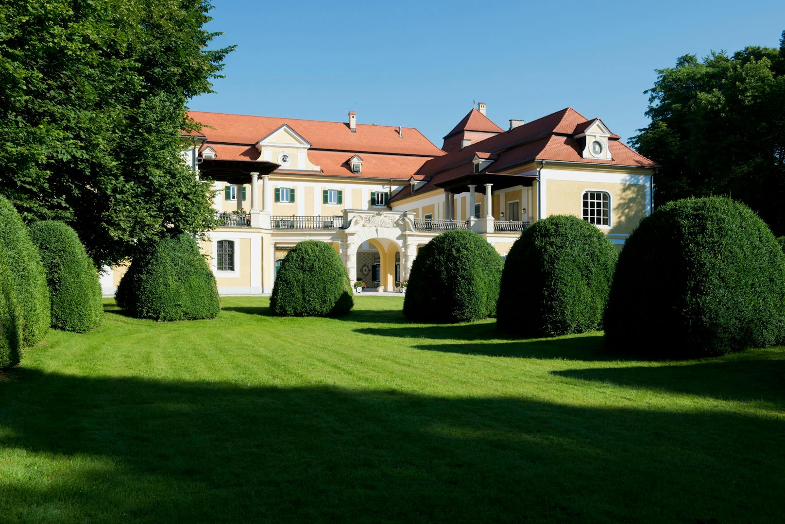 Schloss Kogl hat eine der schönsten Schlossanlagen in Österreich. Von 13. bis 15. Mai findet dort die "Gartenlust" statt. Wir verlosen Karten.