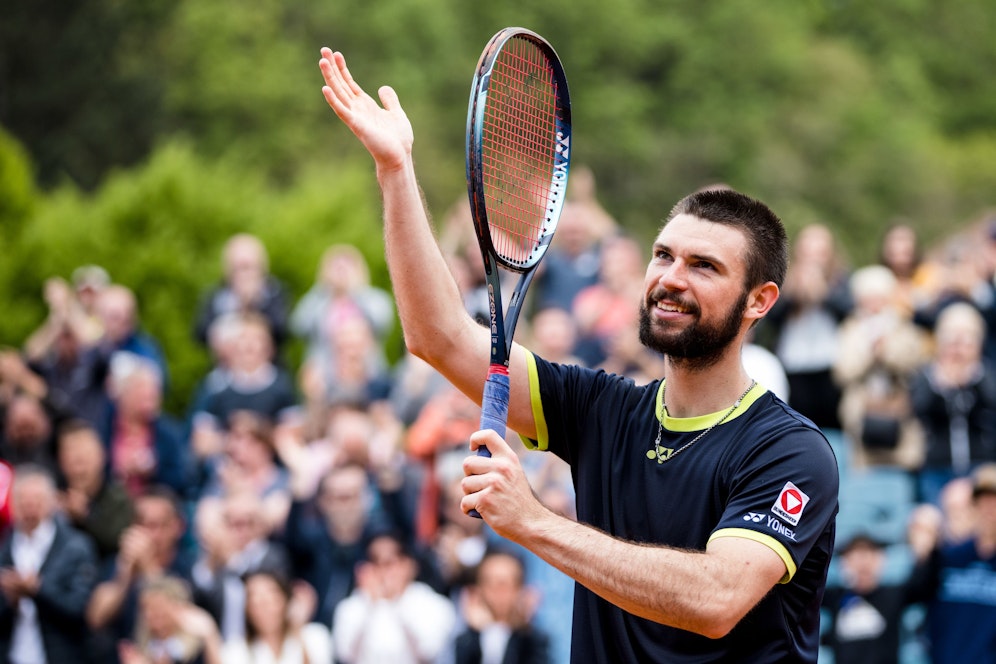 Neue Nummer 1 Rodionov: 