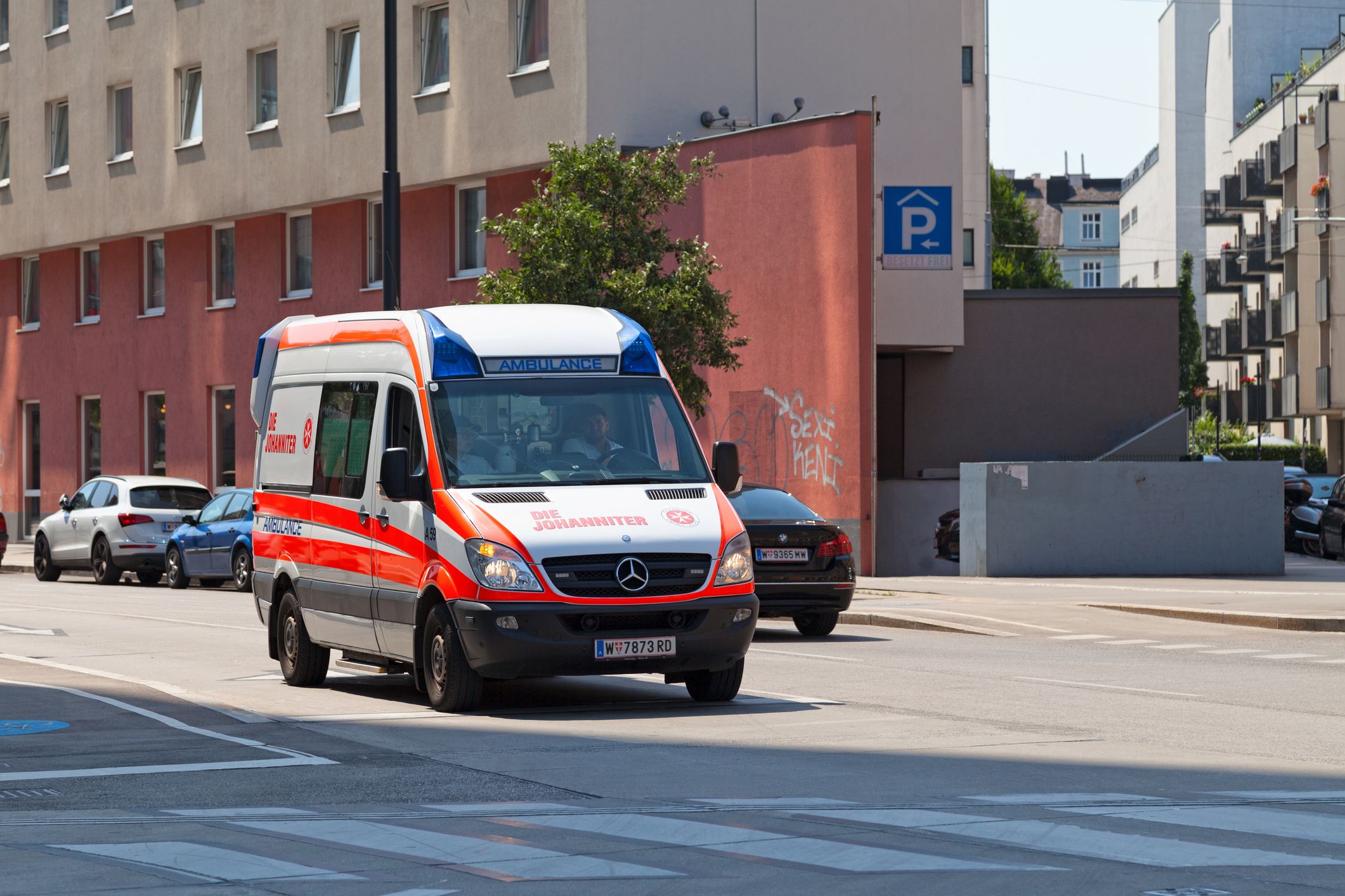 Die Rettung musste Mittwochmittag zum Unfall mit einer Schwerverletzten ausrücken.