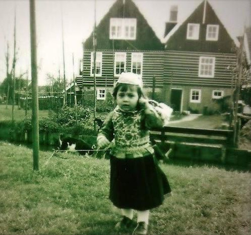 Sara T. wurde von einer Familie aus Marken (Niederlande) adoptiert.