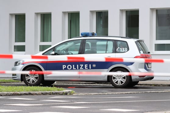 Eine Bluttat an einer 30-jährigen Frau erschüttert die Salzburger Gemeinde Piesendorf.