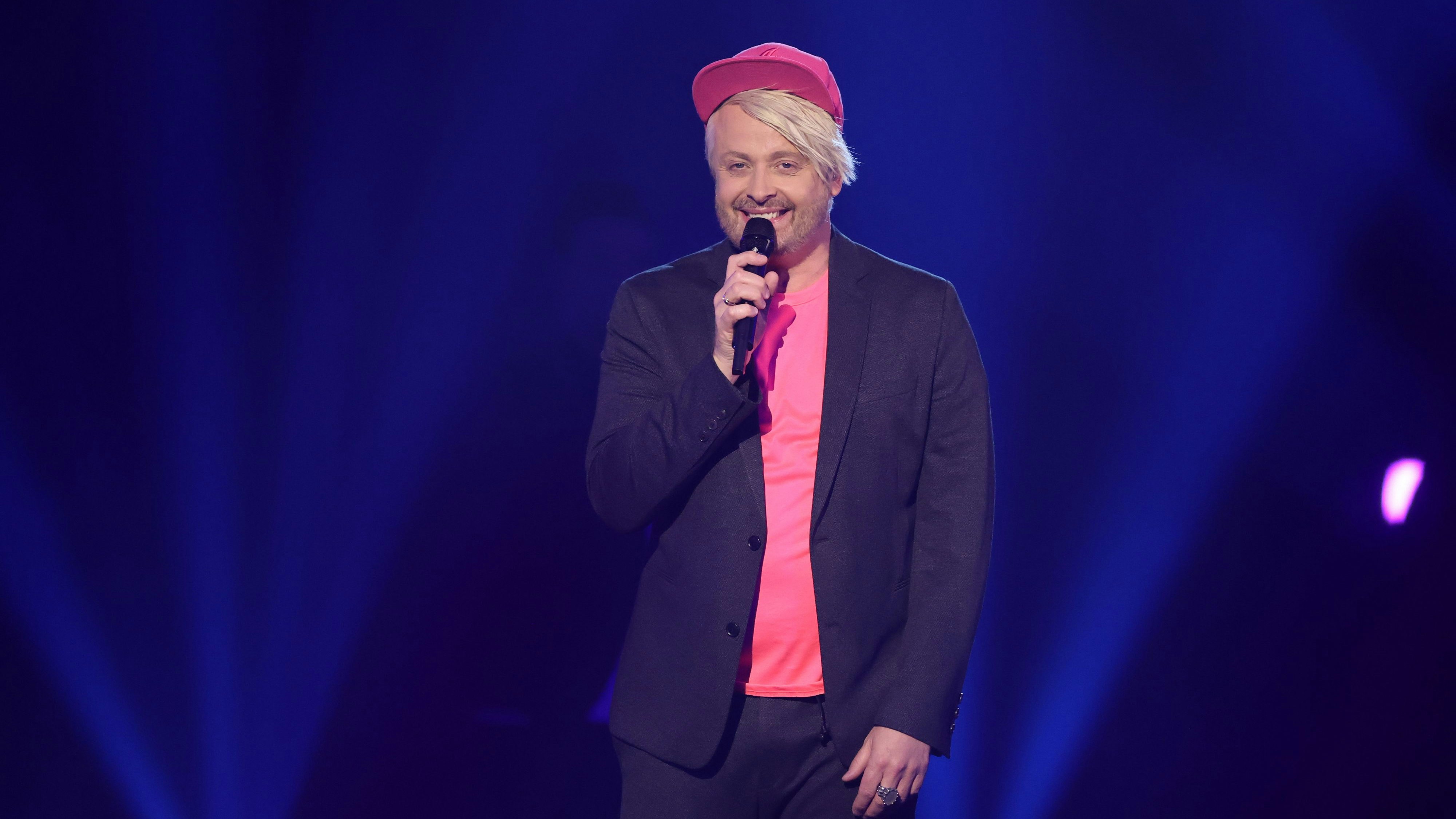 Download von www.picturedesk.com am 13.05.2022 (20:06).  ACT action_36601119 -- Ross Antony bei der Livesendung SCHLAGERBOOOM in der Westfalenhalle in Dortmund am 23.10.2021. - 20211023_PD18752 - Rechteinfo: Rights Managed (RM)